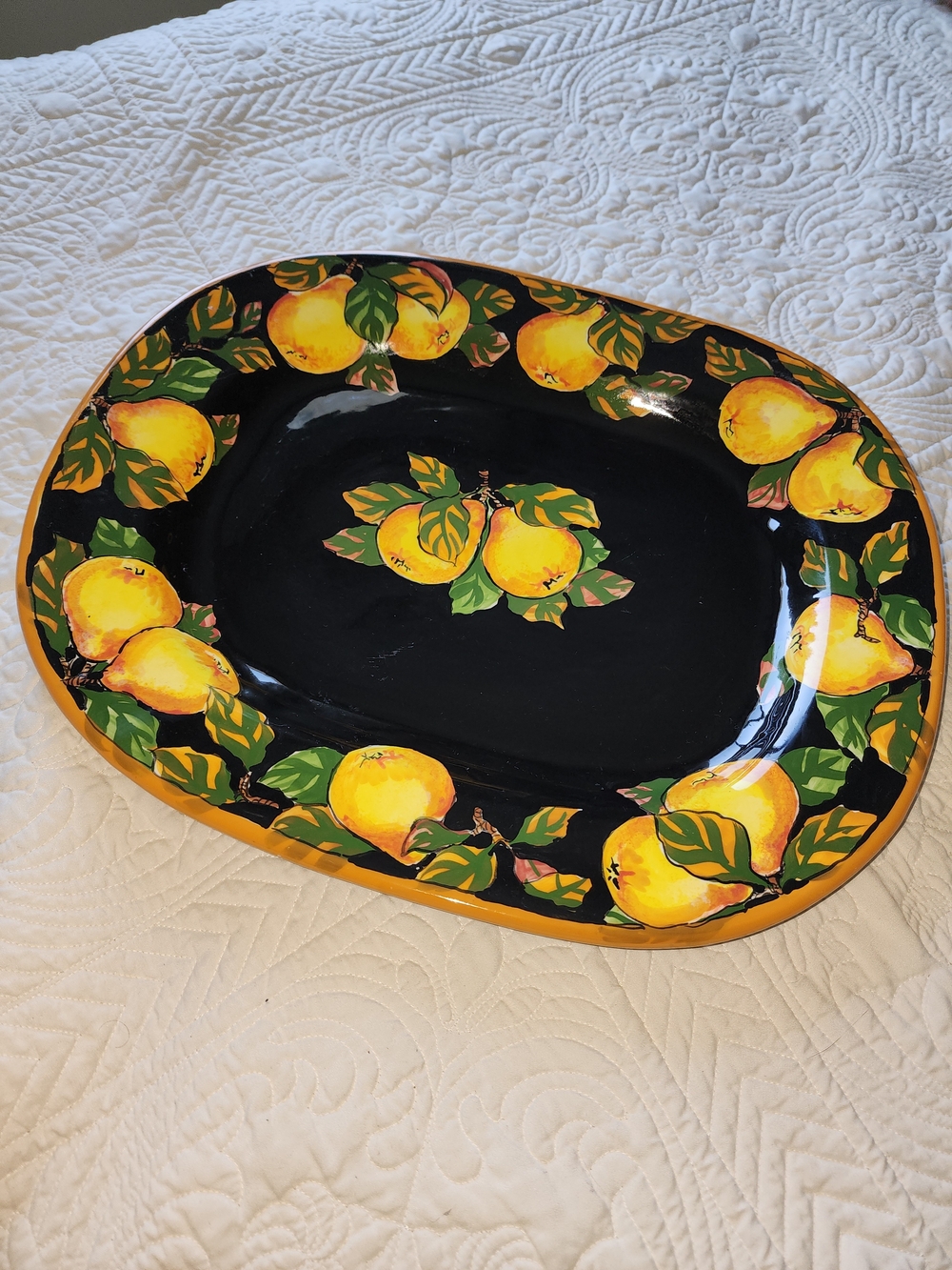 Handpainted Platter Pears Black Ceramic Signed Hilda Oomen Canadian Artist 🎨 ❤